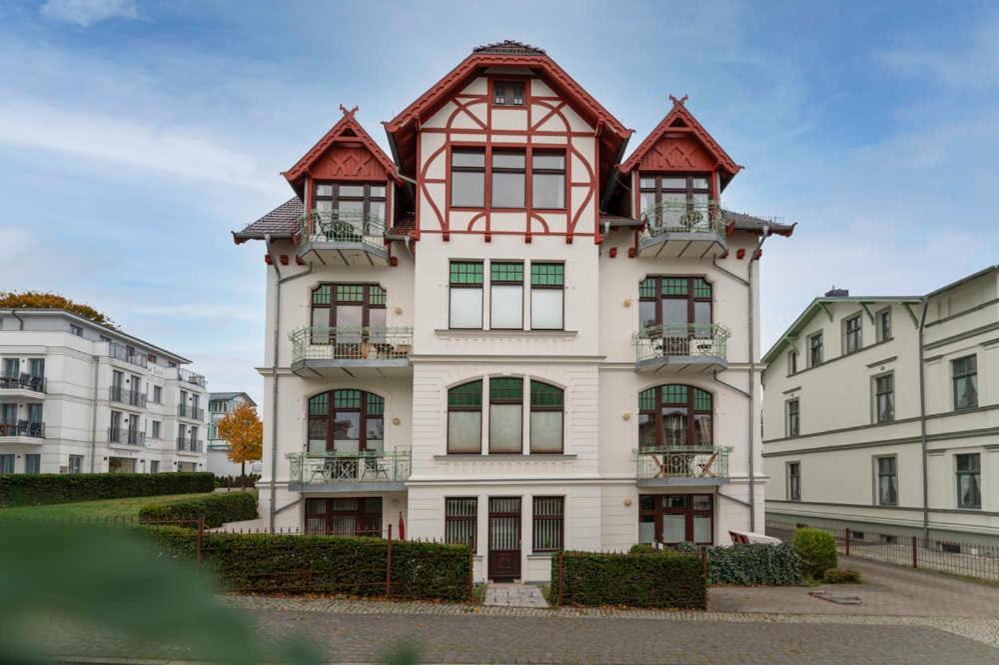 Villa Medici Der Kleine Bernstein Heringsdorf  Bagian luar foto